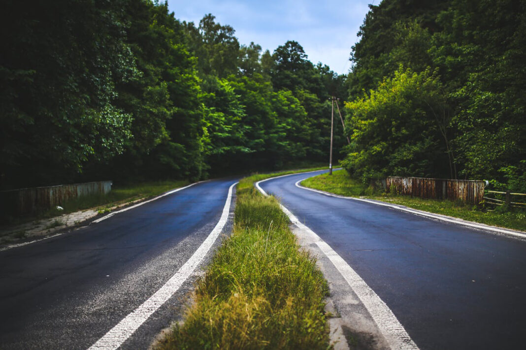 Top Safety Tips for Luxury Vehicles. Photo by Karolina Grabowska via adobe