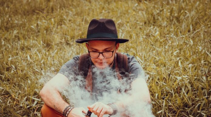 How to Navigate the Evolving Vape Market Vape Market. Photo by Eduardo Lempo via pexels