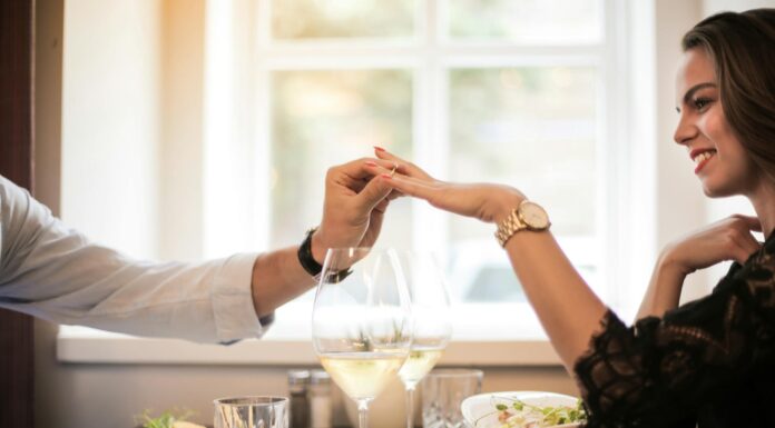 Your Go-To Guide to Planning a Luxury Proposal Luxury Proposal. Photo by Andrea Piacquadio via pexel