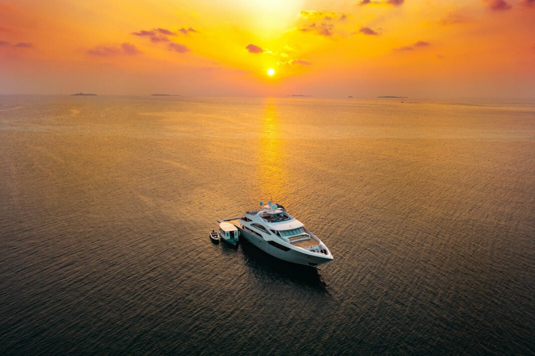 Sunset Yacht Cruise. Image by Hushaan @ fromtinyisles on unsplash