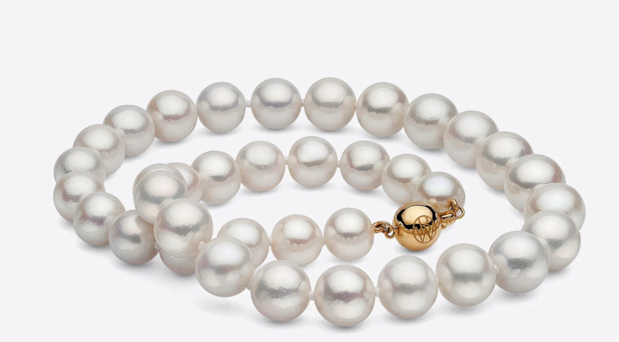 Brochu Walker Launches Its Debut Pearl Jewelry Piece, Meet The Riviera Freshwater Pearl Necklace Brochu Walker Riviera Freshwater Pearl Necklace