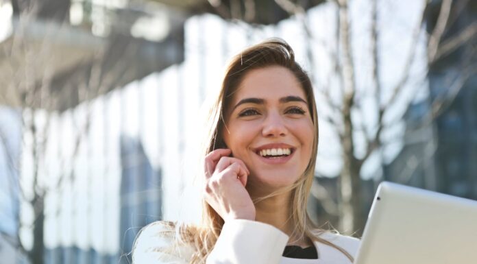 Tips to Help You Advance Your Career How to Advance Your career. Image via Pexels by Olly-789822