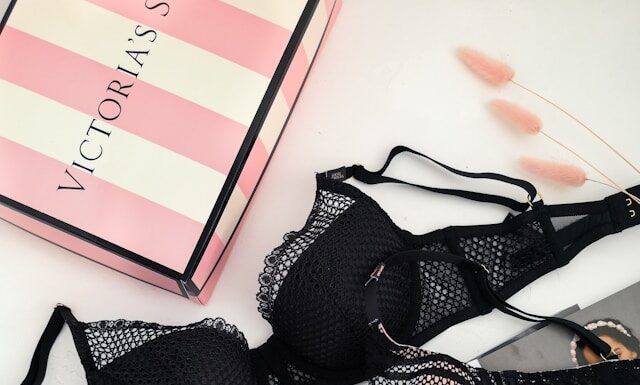 Find Your Perfect Fit: Bra Buying Guide Perfect Bra Fit and Buying Guide. Image by Uliana Kopanytsia via unsplash