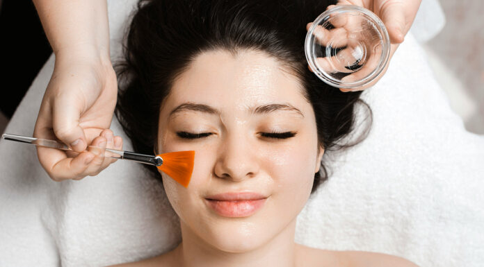 How to Build a Simple Routine with Natural Skin Care Products Build a routine with natural skin care products. Photo by Getty Images via unsplash