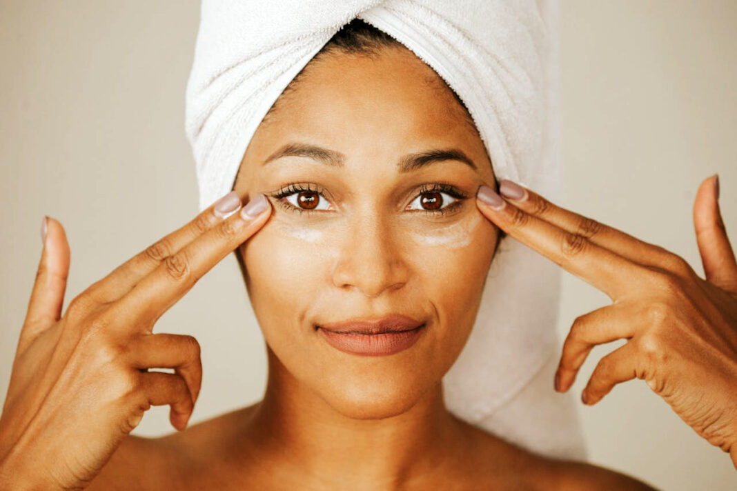 Regenerative Medicine & anti-aging. Photo via Pexels by Misolo Cosmetic