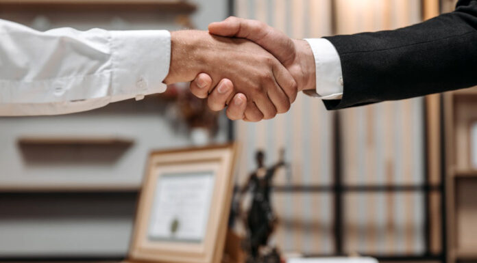 Workplace Injury? When to Call a Lawyer Workplace Injury discussed and agreed with your lawyer. Photo via pexels by pavel danilyuk