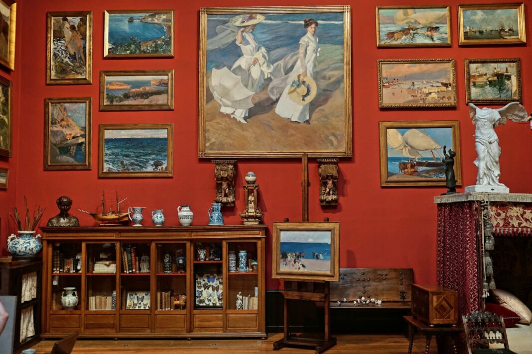 Art Collection. Photo by Tao Qi via unsplash