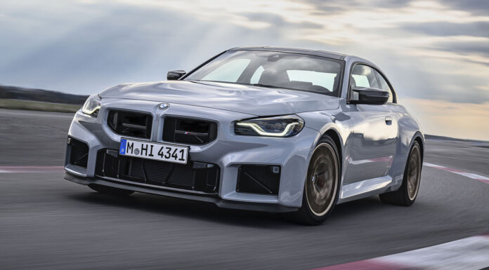 BMW M2 CS is Gloriously Analogue and Proud of It BMW M2 CS