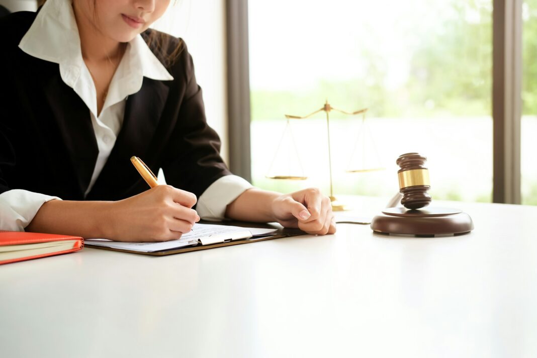 Assault Defense Lawyer. Photo by Getty Images via unsplash