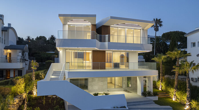 Fortaleza: A Masterpiece on Portugal’s Wild Coastline Villa Fortaleza arquitetura Vieria de Moura e fotografia Ivo Tavares