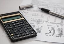 Investor making calculations for sports bettors. Photo Image by Steve Buissinne from Pixabay
