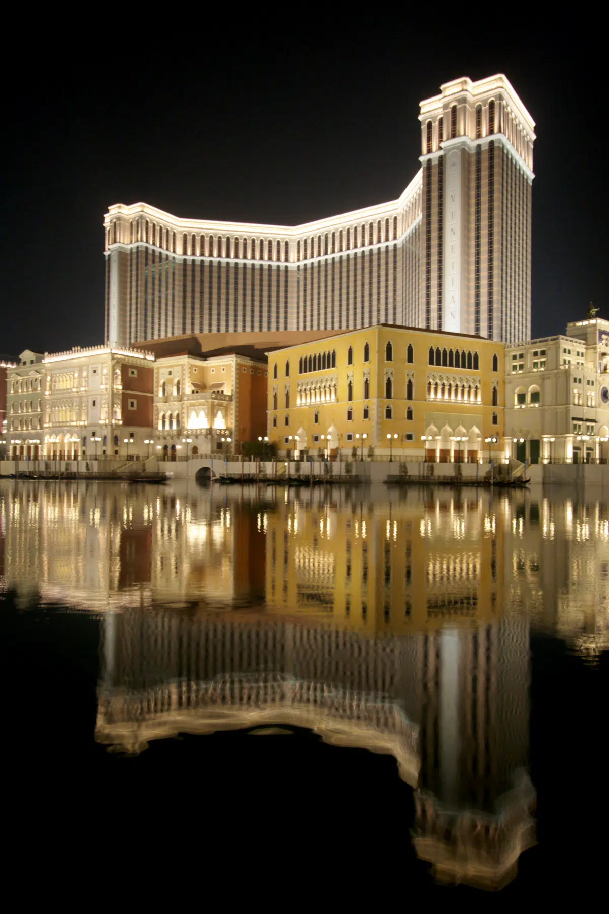 The Venetian Macao Casino. Photo source Wikimedia Commons The Venetian Macao Casino. Photo source Wikimedia Commons