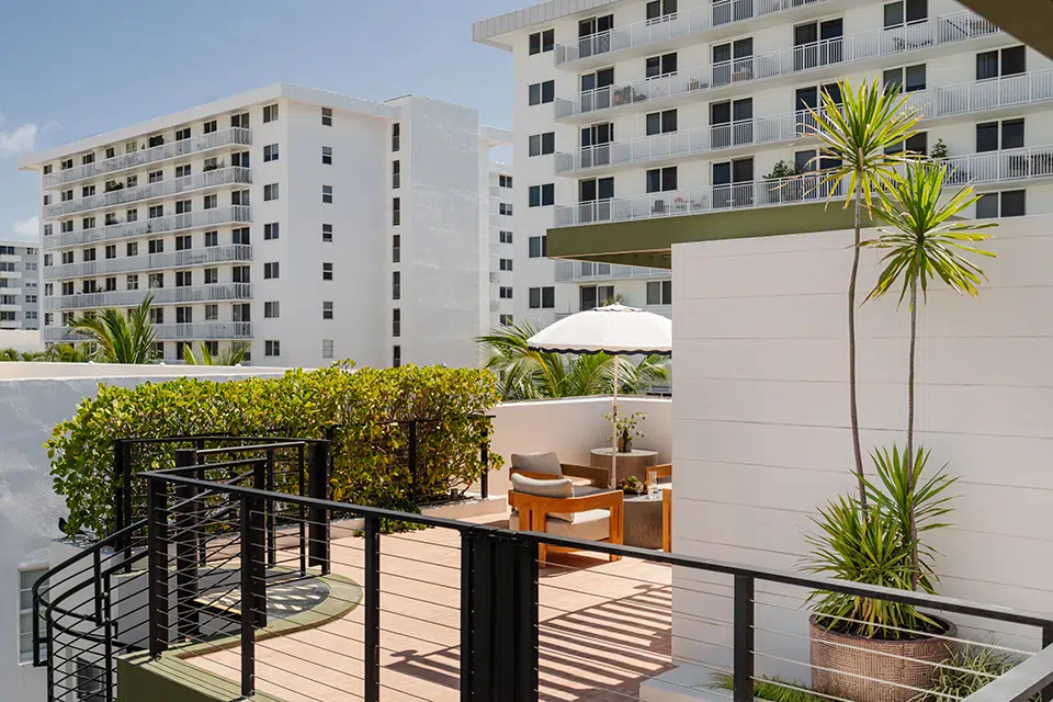 Balfour Rooftop Terrace Balfour Rooftop Terrace