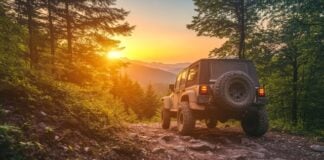 jeep wtih a hard top