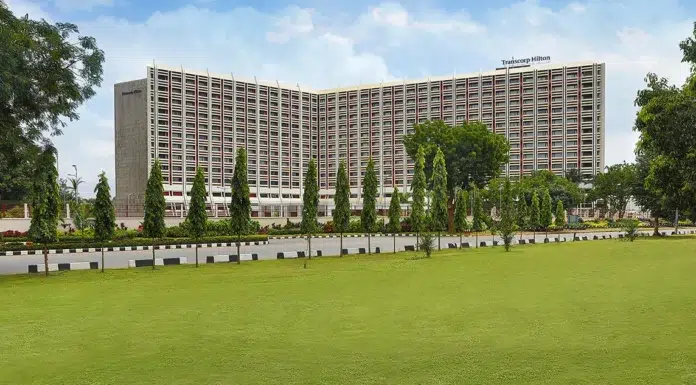 Transcorp Hilton Abuja: An Award-Winning Legacy of Excellence in Nigerian Business Hospitality Exterior photo of the Transcorp Hilton Abuja Hotel by Unity Fountain