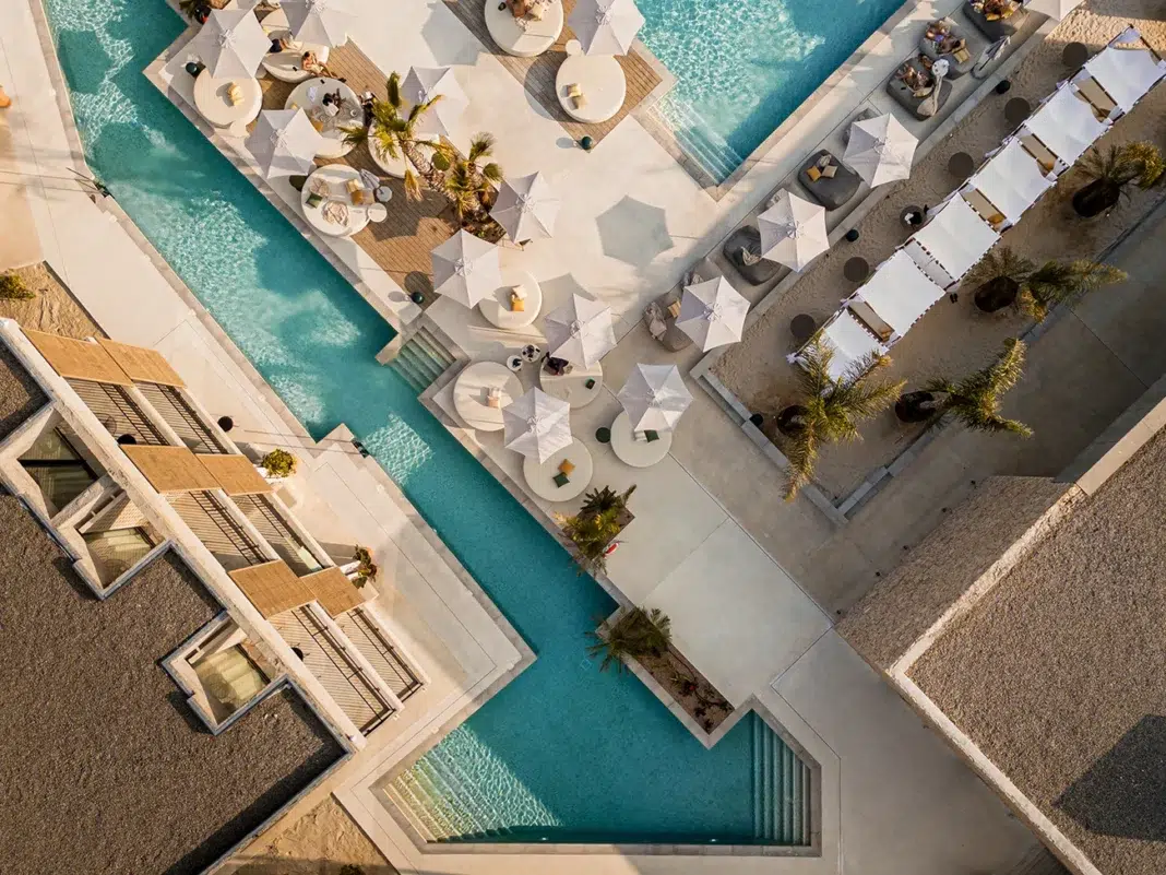 Beautiful pool at Bonito Hotel in Ibiza Beautiful pool at Bonito Hotel in Ibiza