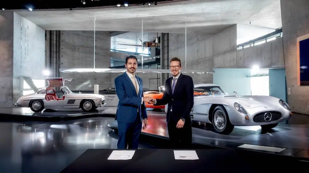 Mathias Geisen and Muhammad Binghatti sign the contract for the joint project "Mercedes-Benz Places | Binghatti City"