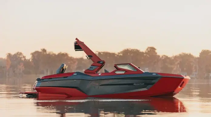 The New MasterCraft X22 Beautifully designed MasterCraft X22
