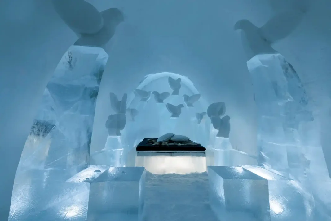 Icehotel — Jukkasjärvi, Sweden Icehotel — Jukkasjärvi, Sweden