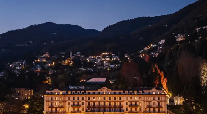 A Grand Winter Affair: The World’s Most Festive Luxury Hotels Villa d'Este hotel exterior with lights