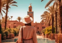 Luxury Travel in Morocco: The Art of Tailor-Made Experiences A woman with a straw hat traveling through Morocco. Photo vecteezy-medium