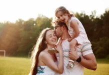 How to Make Dating Feasible as a Single Parent Over 40 Happy Couple dating after 40 with a child. Vecteezy-medium