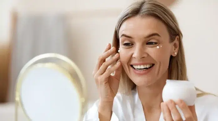 Best Habits for Reducing Eye Puffiness Naturally Middle age woman working towards reducing eye puffiness naturally. Photo vecteezy-medium