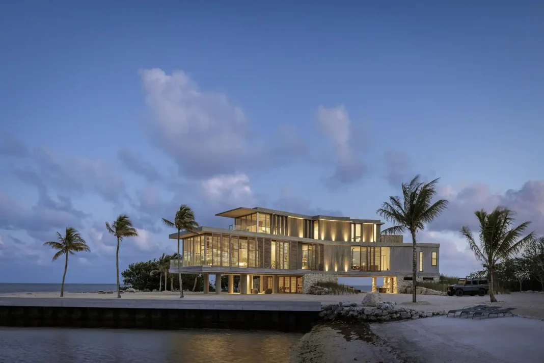 Photo by Ryan Lester, Architecture Sarasota. The homes elegant design serves a functional purpose Photo by Ryan Lester, Architecture Sarasota. The homes elegant design serves a functional purpose