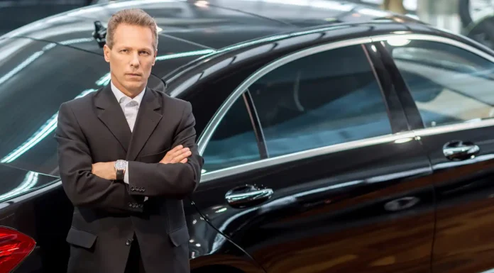 Keukenhof Tour from Amsterdam with VIP Airport Transfer Private Choffer offering private transfers. Vecteezy-medium