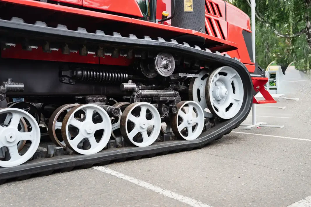 Traction tools to prevent trail erosion and environmental damage. Photo vecteezy-medium Traction tools to prevent trail erosion and environmental damage. Photo vecteezy-medium