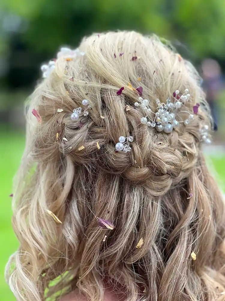 Wedding Hair & Expert Styling Services. Photo by Sue Winston via unsplash Wedding Hair & Expert Styling Services. Photo by Sue Winston via unsplash