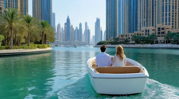 Dubai’s Next Big Bet on Luxury Tourism Dubai's Luxury Tourism has grown. Vecteezy-medium
