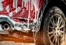 Express Car Washing and the Rise of On-the-Go Vehicle Maintenance in Canadian Cities Express Car Washington on the go. Vecteezy-medium