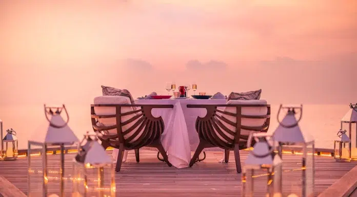 From Tailored Dining to Private Villas: Luxury Ways to Spend Time with Friends in Summer 2026 From tailored dining at private villas, spending time together. Vecteezy-medium