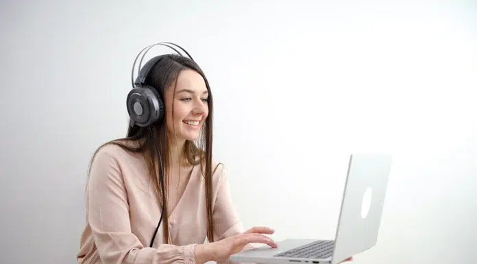 How to Convert an Audio File Easily How to convert an Audio File Easily. Photo vecteezy-medium