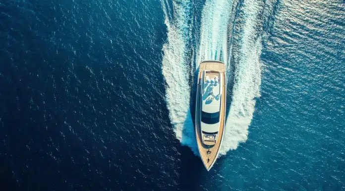 Redefining the Horizon: The Rise of Bespoke Private Yachting in Singapore Luxurious Private Yachting in Singapore. Vecteezy-medium