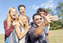 4 Ways to Make Your Next Group Trip Extra Memorable Making your next group trip extra memorable. Photo vecteezy-medium