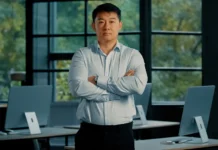 Paying Contractors Overseas? International Tax Rules Businesses Overlook Paying Oversea Contractors and the international tax rule. Vecteezy-medium