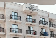 Boutique Hotel Momentum Earns Top Recognition for Its Distinct Guest Experience Relaxing by the pool at Hotel Momentum