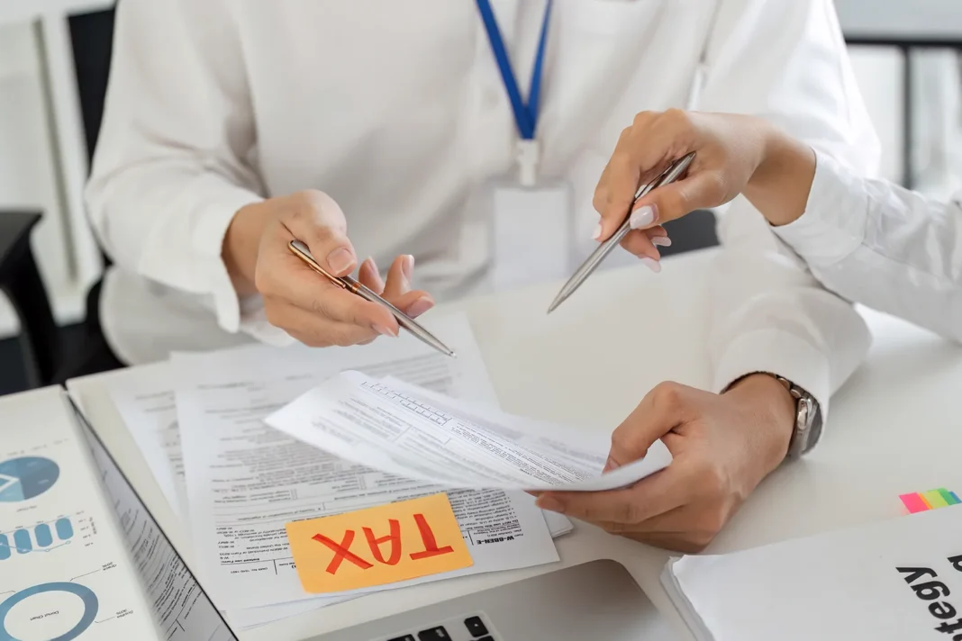 Tax Disputes with Expert Lawyers. Vecteezy-medium