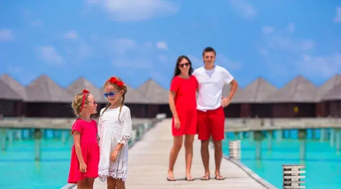Luxury Destinations for a Spontaneous Family Getaway luxury destination for a family getaway. Vecteezy-medium