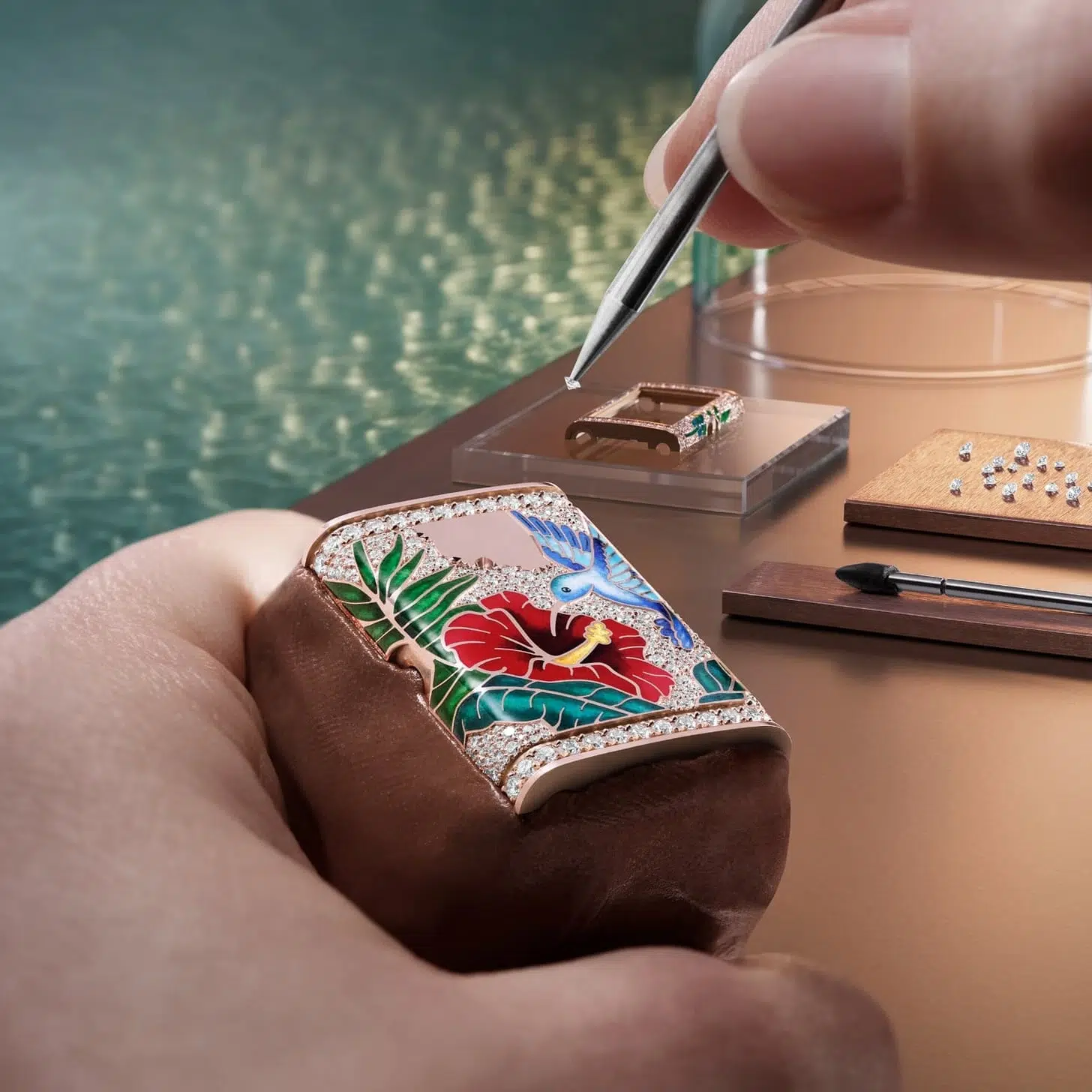 Jaeger-LeCoultre’s Reverso ‘Hibiscus Rosa’ back Jaeger-LeCoultre’s Reverso ‘Hibiscus Rosa’ back