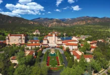 The Broadmoor Still Sets the Standard in Colorado BROADMOOR