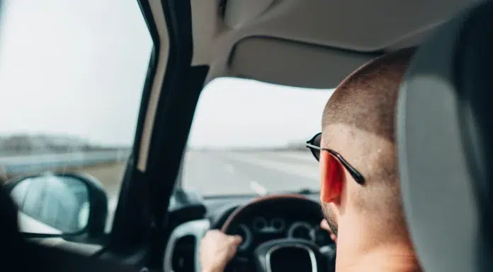 How Much Car Insurance Do You Really Need in Tennessee? Car insurance in Tennessee. Vecteezy-medium