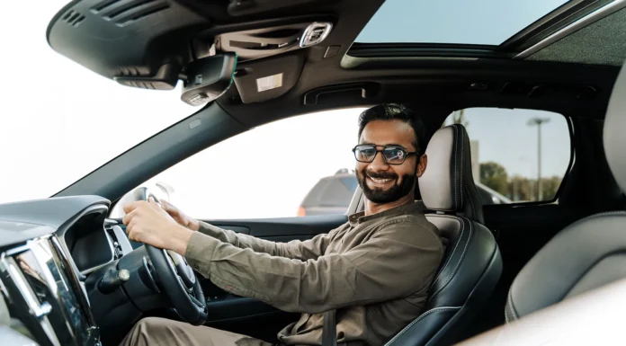 Hiring a Driver for the Day in Dubai: What Visitors and Residents Should Know Hiring a Driver for the Day in Dubai. Vecteezy-medium
