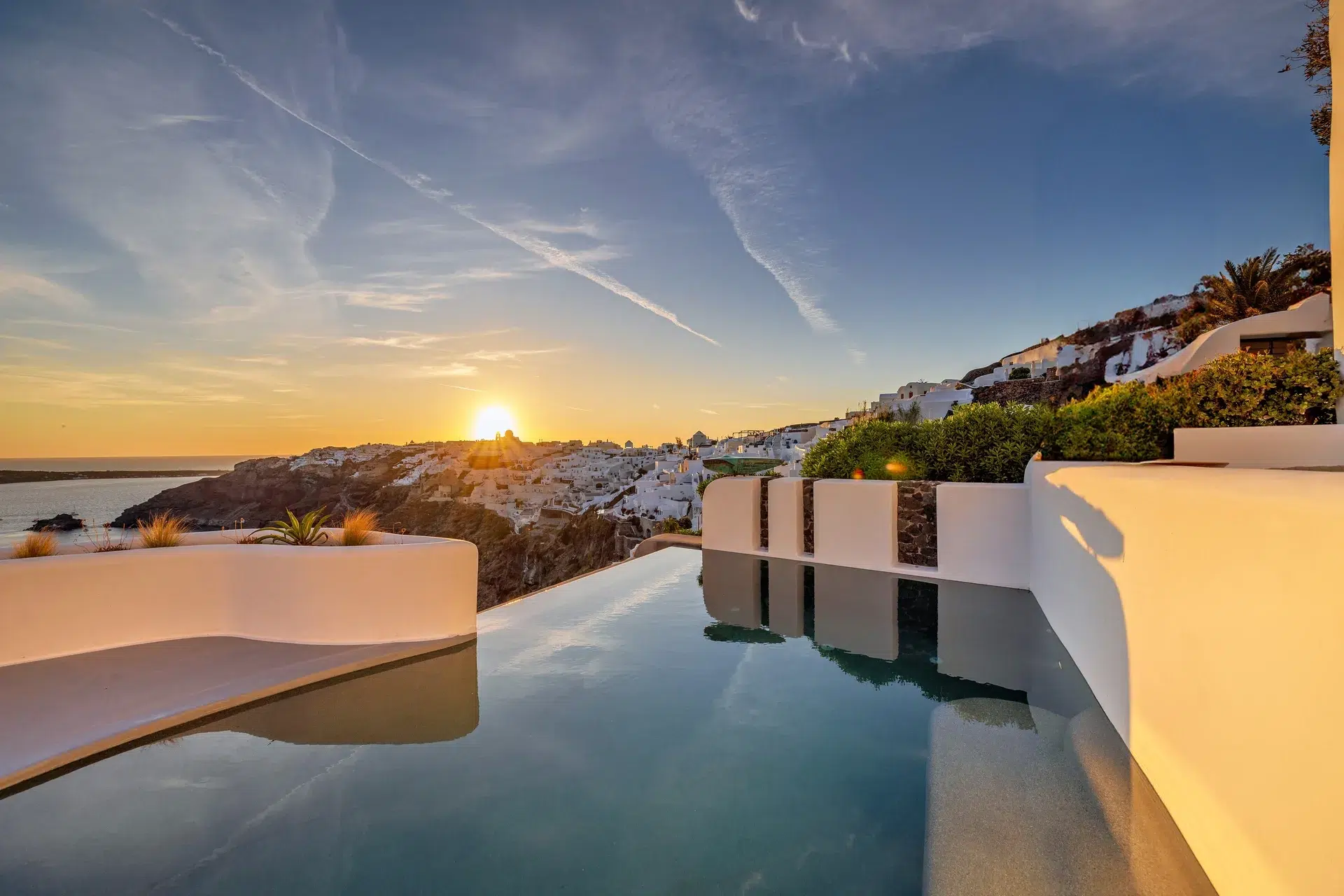 IKIES Santorini Luxury Boutique Hotel pool IKIES Santorini Luxury Boutique Hotel pool