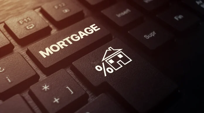 Navigating the Possibilities with a Second Mortgage in Toronto Second Mortgage possibilities in Toronto. Vecteezy-medium