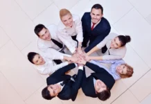 Social Media Marketing Tips for Audience Growth Social Media Marketing Team. Vecteezy-medium