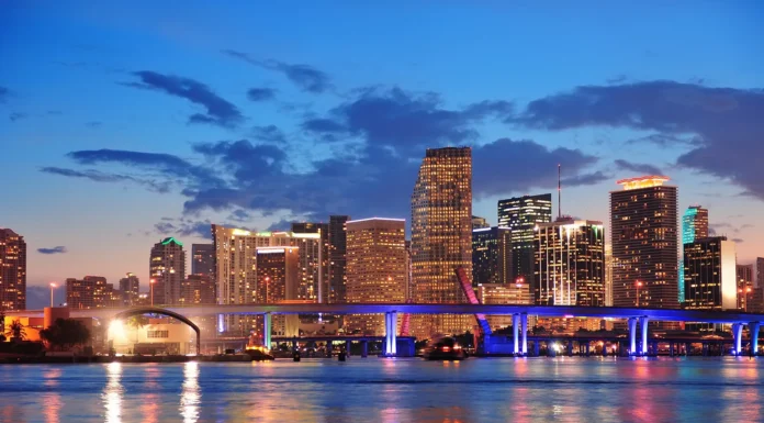 The Most Scenic Drives In and Around Miami The Most scenic drives in and around Miami. Vecteezy-medium