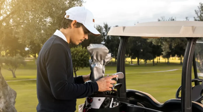 How Virtual Golf Coaching is Changing the Game for Players in ChampionsGate Virtual Golf Coaching. Image by freepik